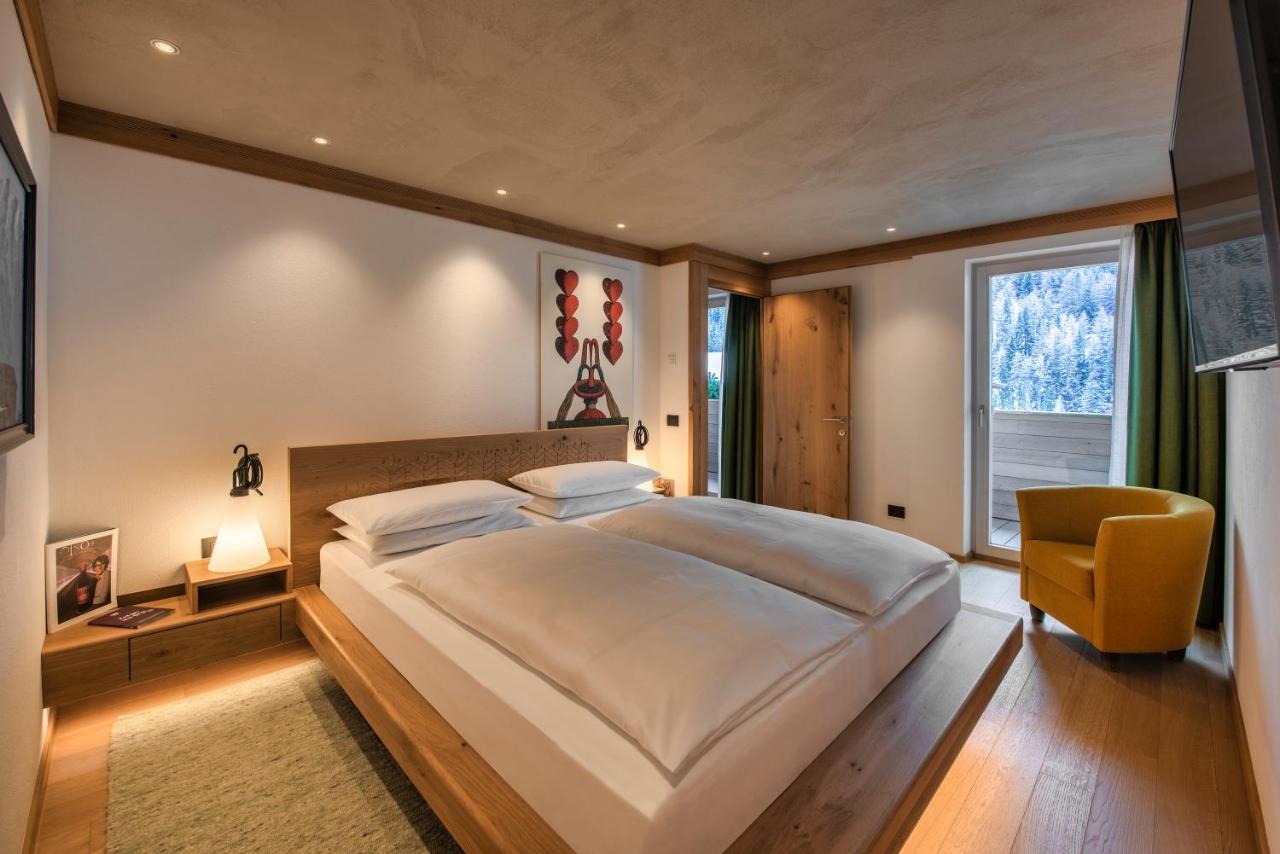 Posta Zirm Hotel กอร์วารา อิน บาเดีย ภายนอก รูปภาพ