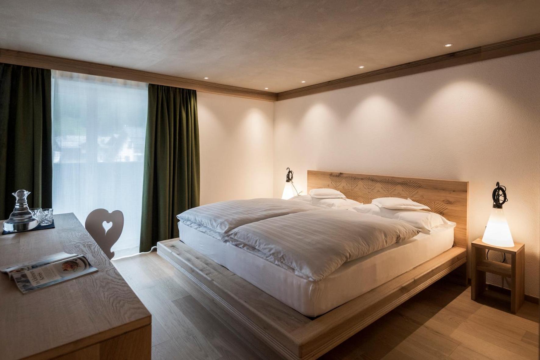 Posta Zirm Hotel กอร์วารา อิน บาเดีย ภายนอก รูปภาพ